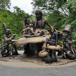 Meet your Posher, Sewit